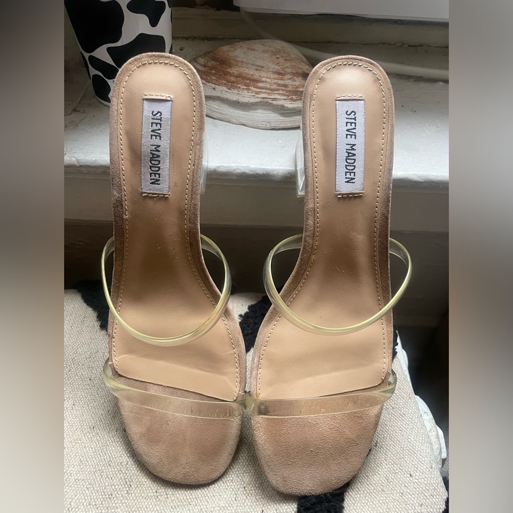 Sandals - Picture 3 of 3